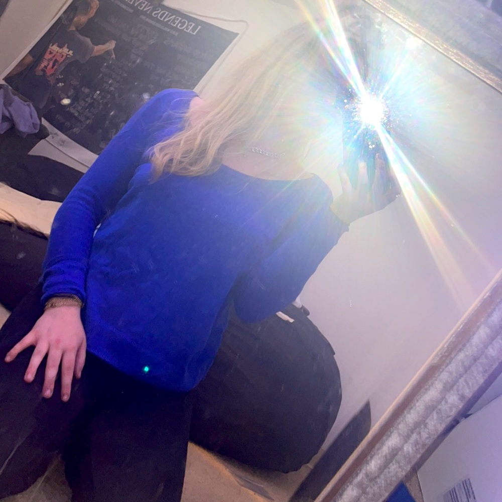 American Eagle Long Sleeve